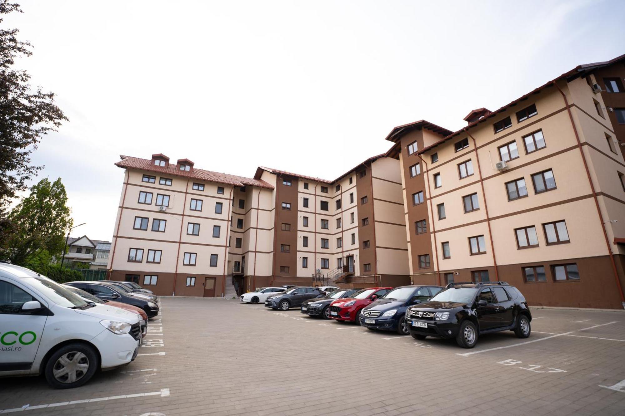 Alex 1 Apartament Iasi Buitenkant foto
